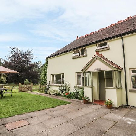 Gardener'S Cottage Llandrindod Wells Bagian luar foto