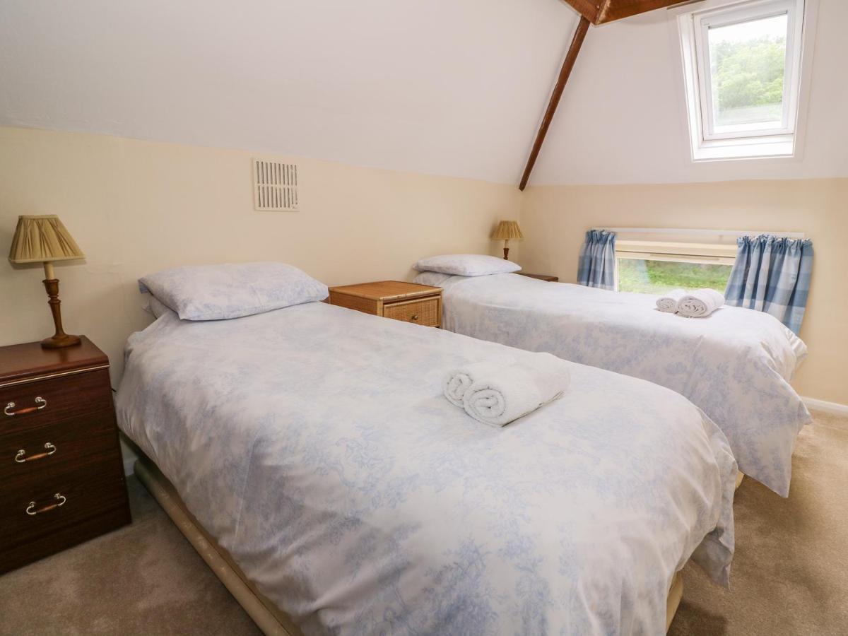 Gardener'S Cottage Llandrindod Wells Bagian luar foto
